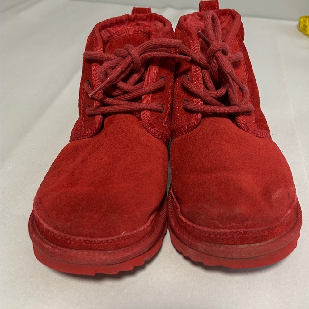 Kids Ugg Neumel II Red Suede Leather Boots Size 5 - Picture 5 of 14
